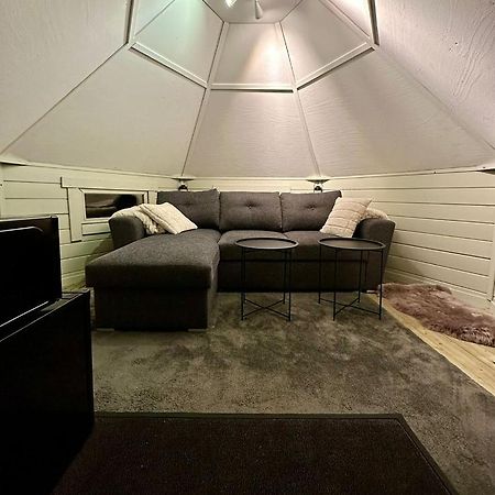 Camp Caroli Hobbit Hut Villa Jukkasjärvi Exteriör bild