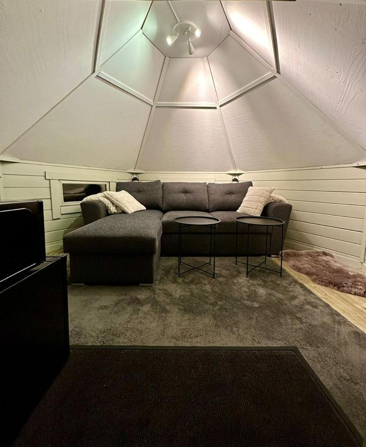 Camp Caroli Hobbit Hut Villa Jukkasjärvi Exteriör bild